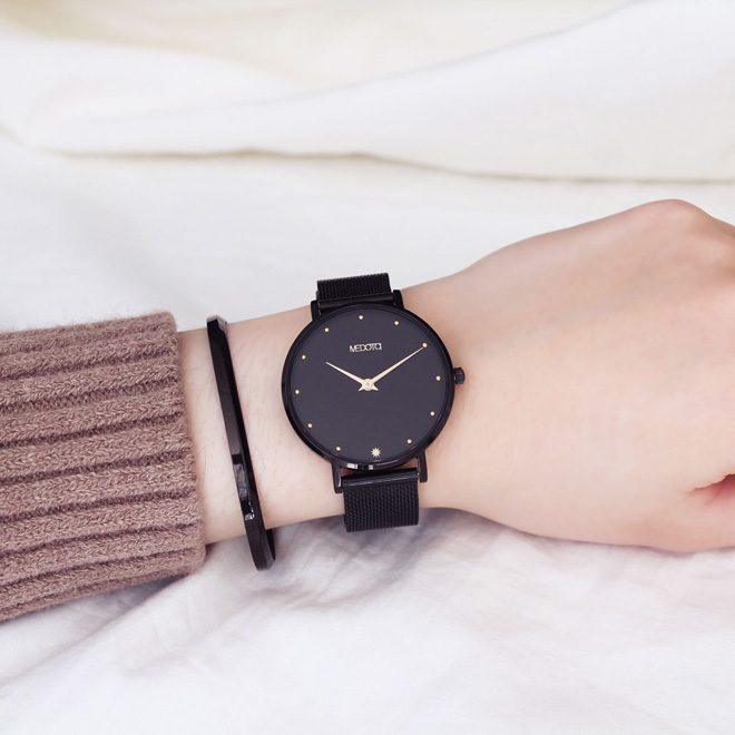 Black / Gold